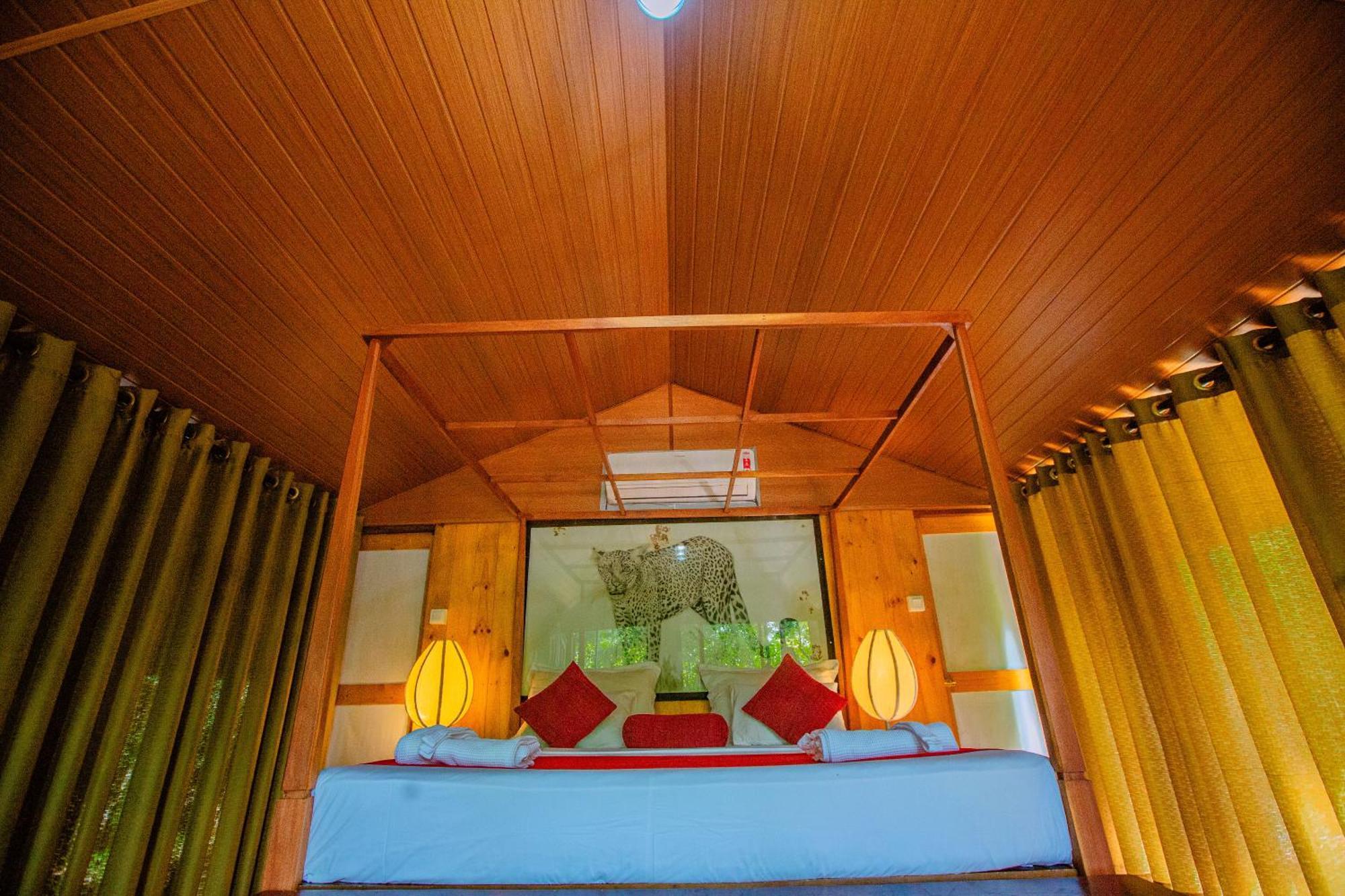 Lowin Yala Exterior foto